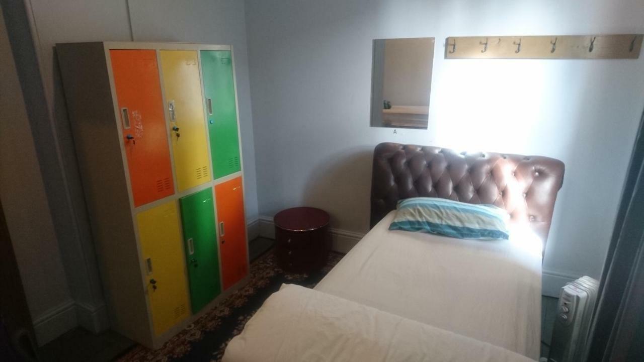 Backpackers Imperial Hotel Хоубарт Екстериор снимка